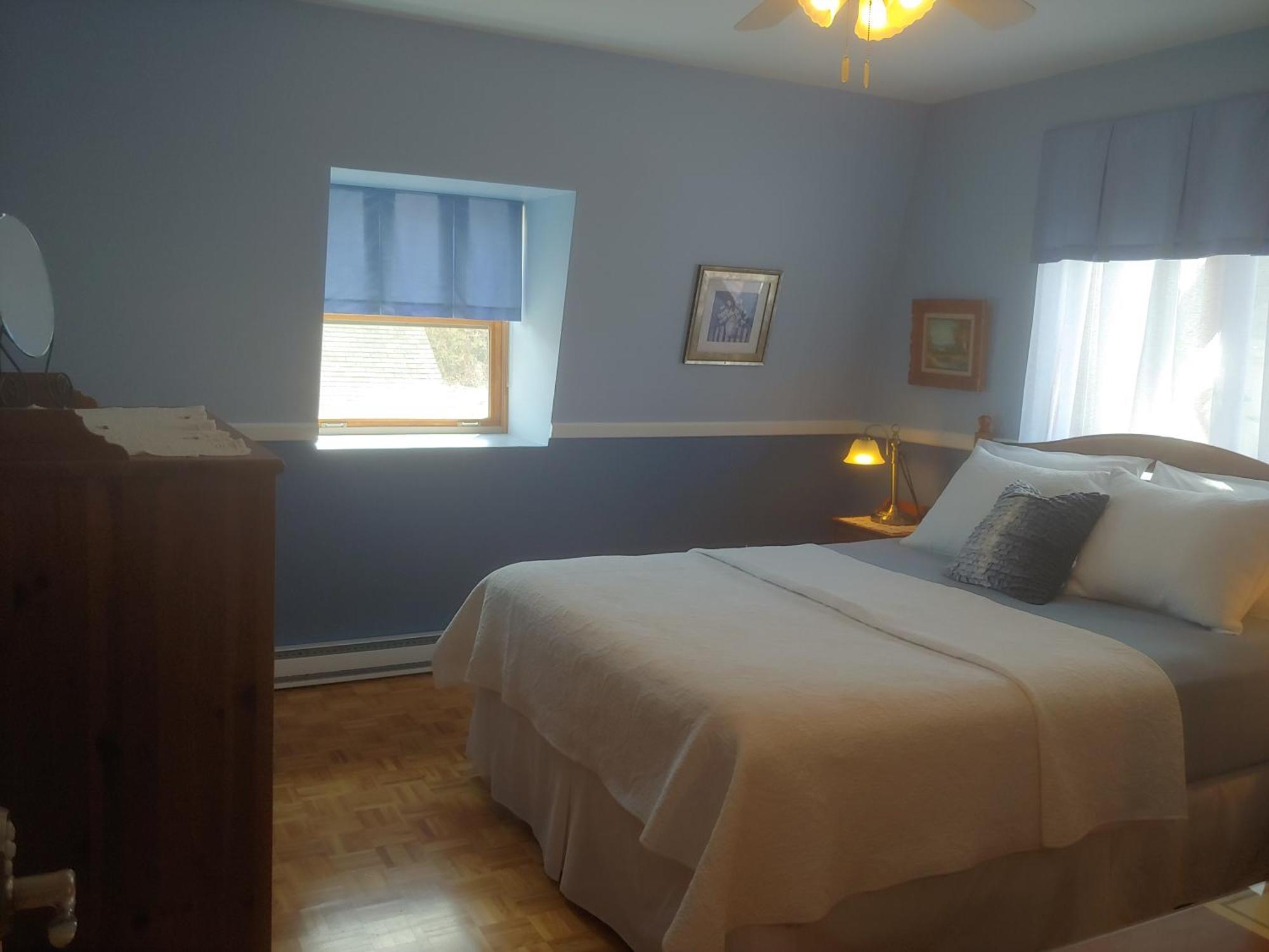 3 Bedrooms 3 Beds Near Metro -2 Parking Free Montréal Exteriör bild